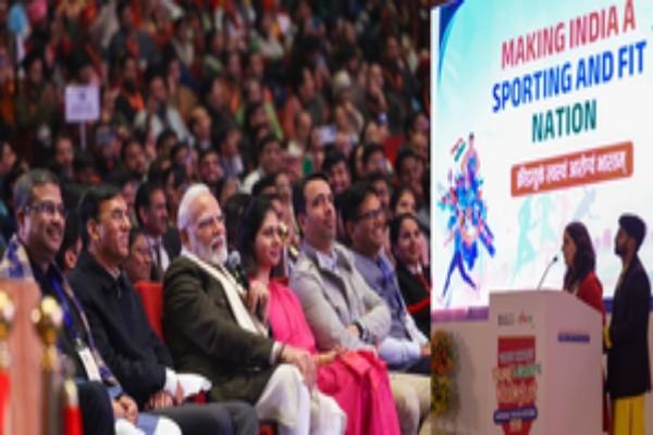 PM Modi Highlights Big Goals for 2047 at Viksit Bharat Event